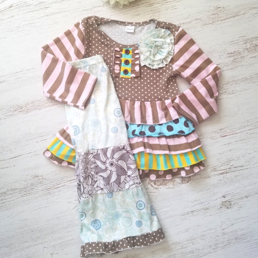 🌈30% off bundles🌈 Girls Boutique Ruffle Dress & Pants 3-4